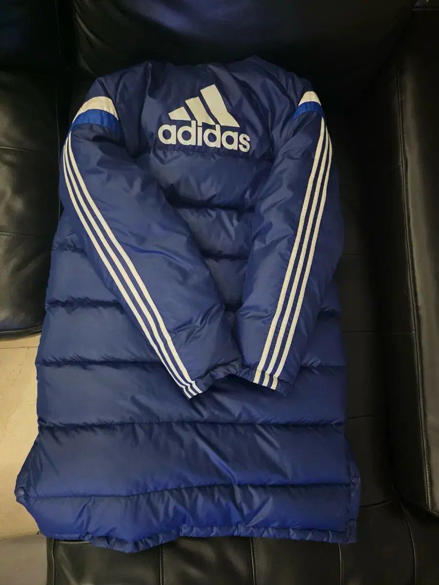 水原三星ブルーウィングス adidas アディダス ダウンジャケット ロング丈 110サイズ