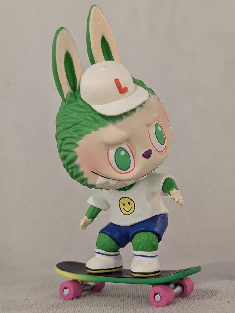 POP MART X HOW2WORK THE MONSTERS LABUBU Skateborders - メルカリ
