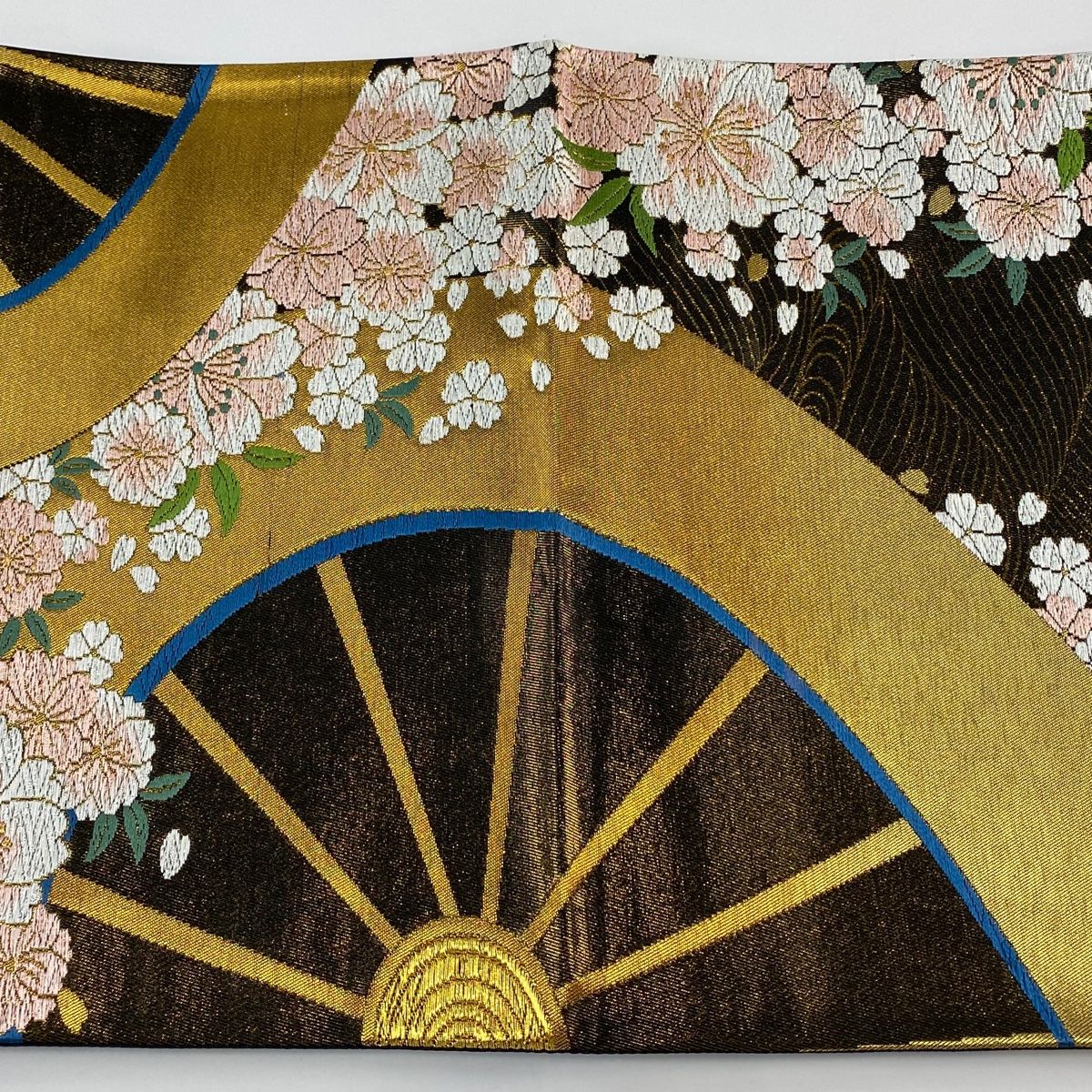 袋帯 美品 秀品 桜 流水 金糸 箔 金色 六通 正絹 【中古