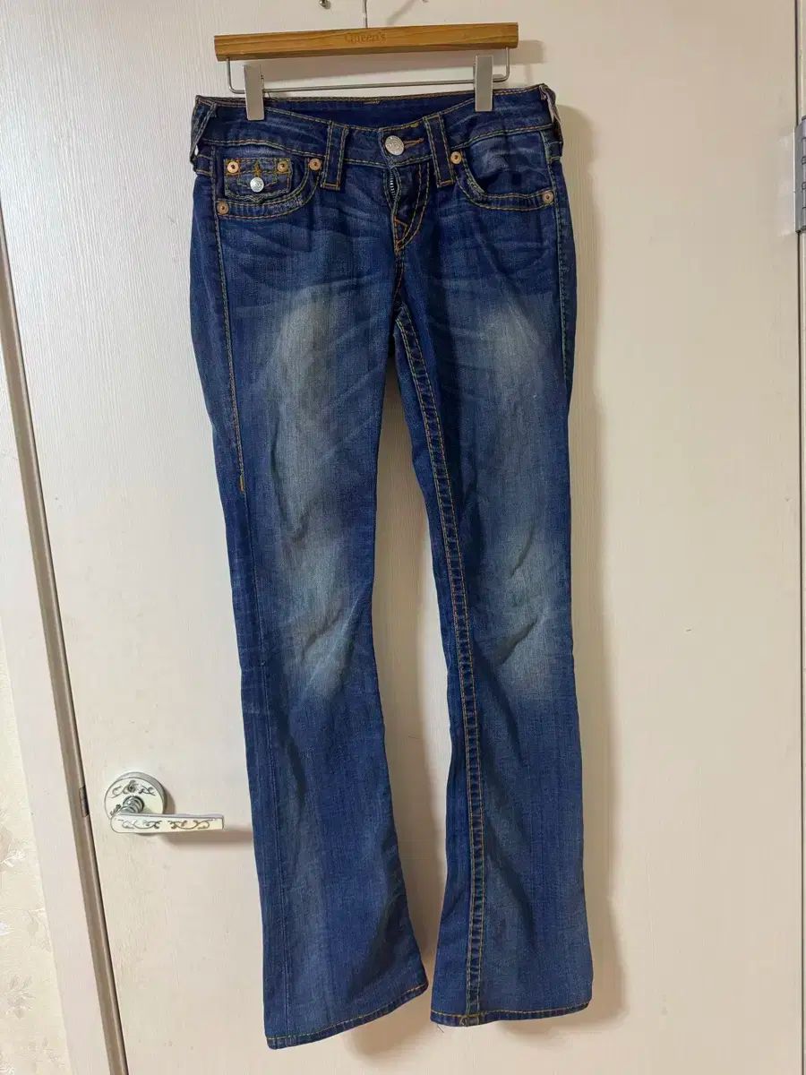 True Religion トゥルーレリジョン ジーンズ ブーツカット デニム True Religion トゥルーレリジョン ジーンズ ブーツカット