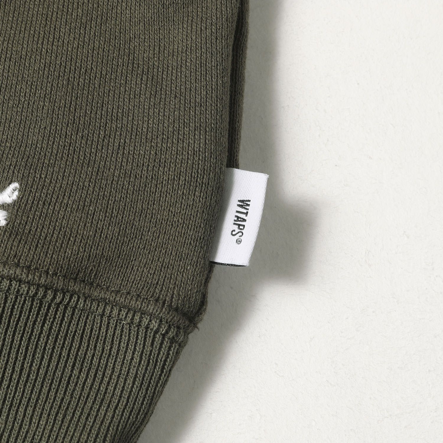wtaps newbalanceスウェット サイズM wtapsスウェット 楽天市場】WTAPS(ダブルタップス) サイズ:3 23AW WIDE NECK 01