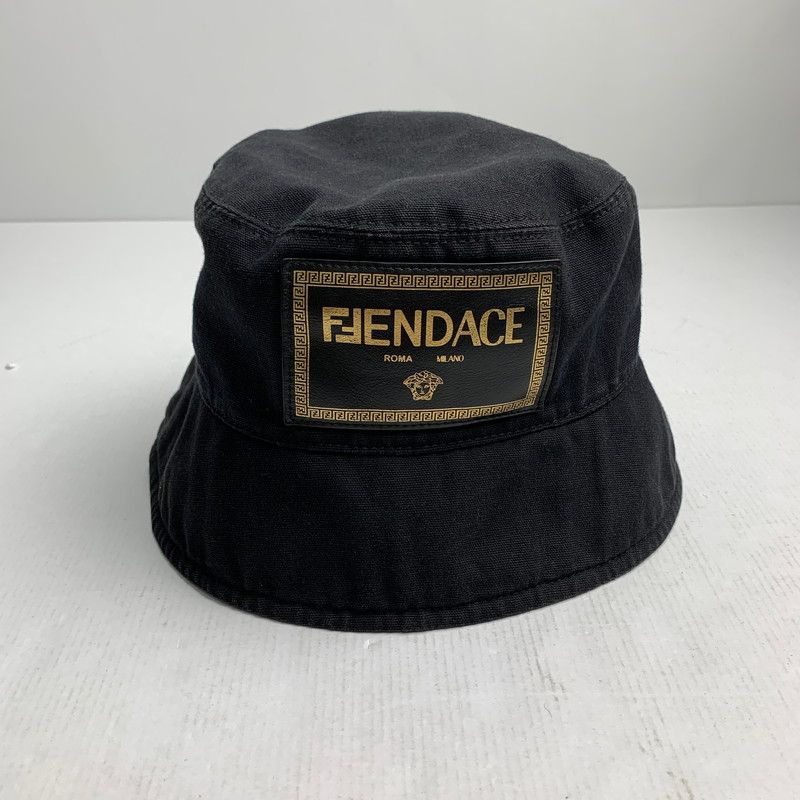 FENDI VERSACE フェンディ ヴェルサーチ　フェンダーチェ　ハット FENDI 【美品】FENDI フェンディ VERSACE ヴェルサーチ コラボ