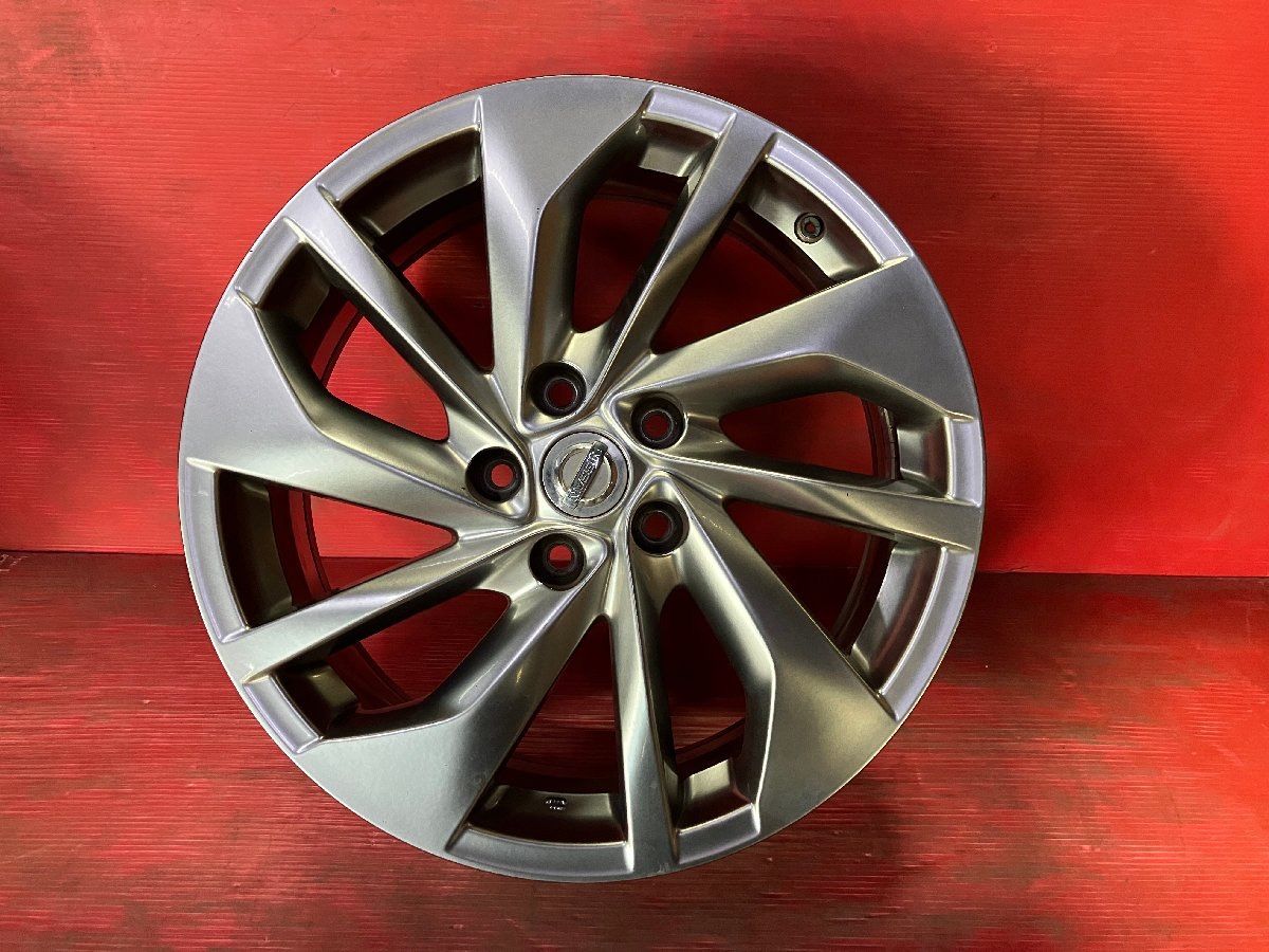 ホイール 18x7.0