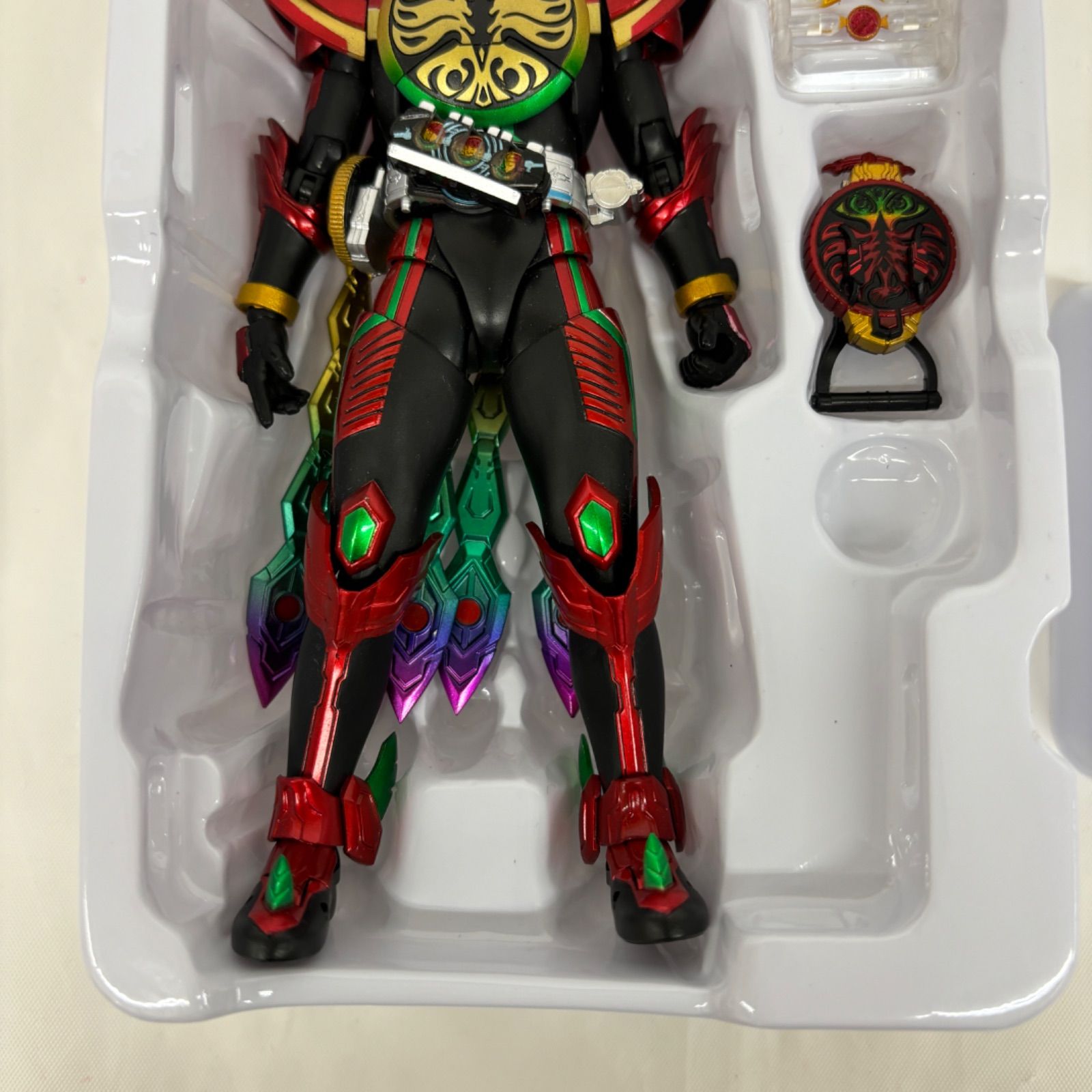 真骨彫製法　SHFiguarts 仮面ライダーオーズ タジャドルコンボエタニティ Amazon.co.jp: S.H.Figuarts（真骨彫製法） 仮面ライダーオーズ