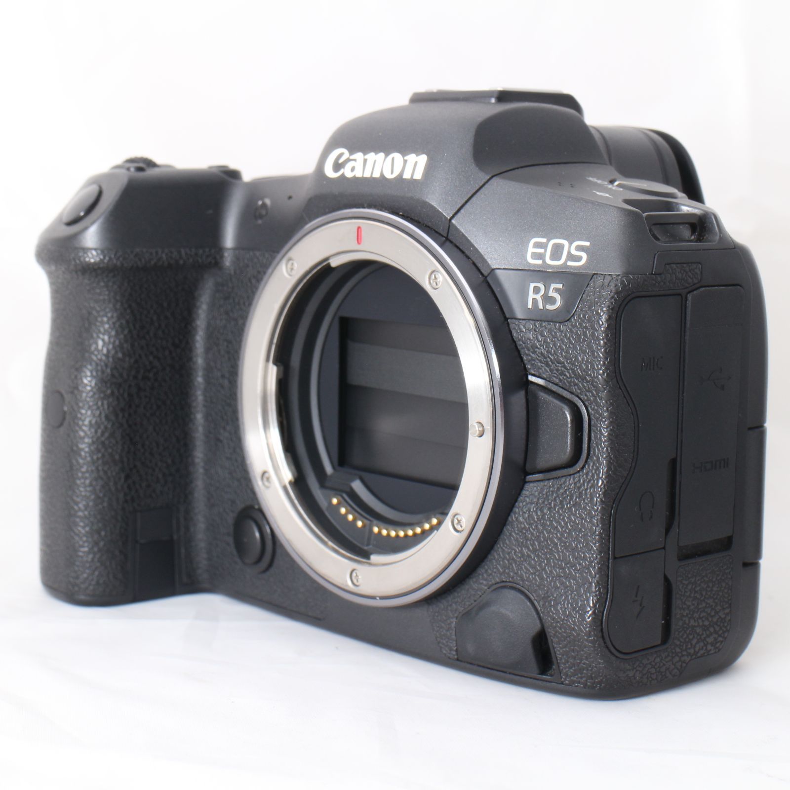 ☆良品・ショット数9000☆ Canon ミラーレス一眼カメラ EOS R5