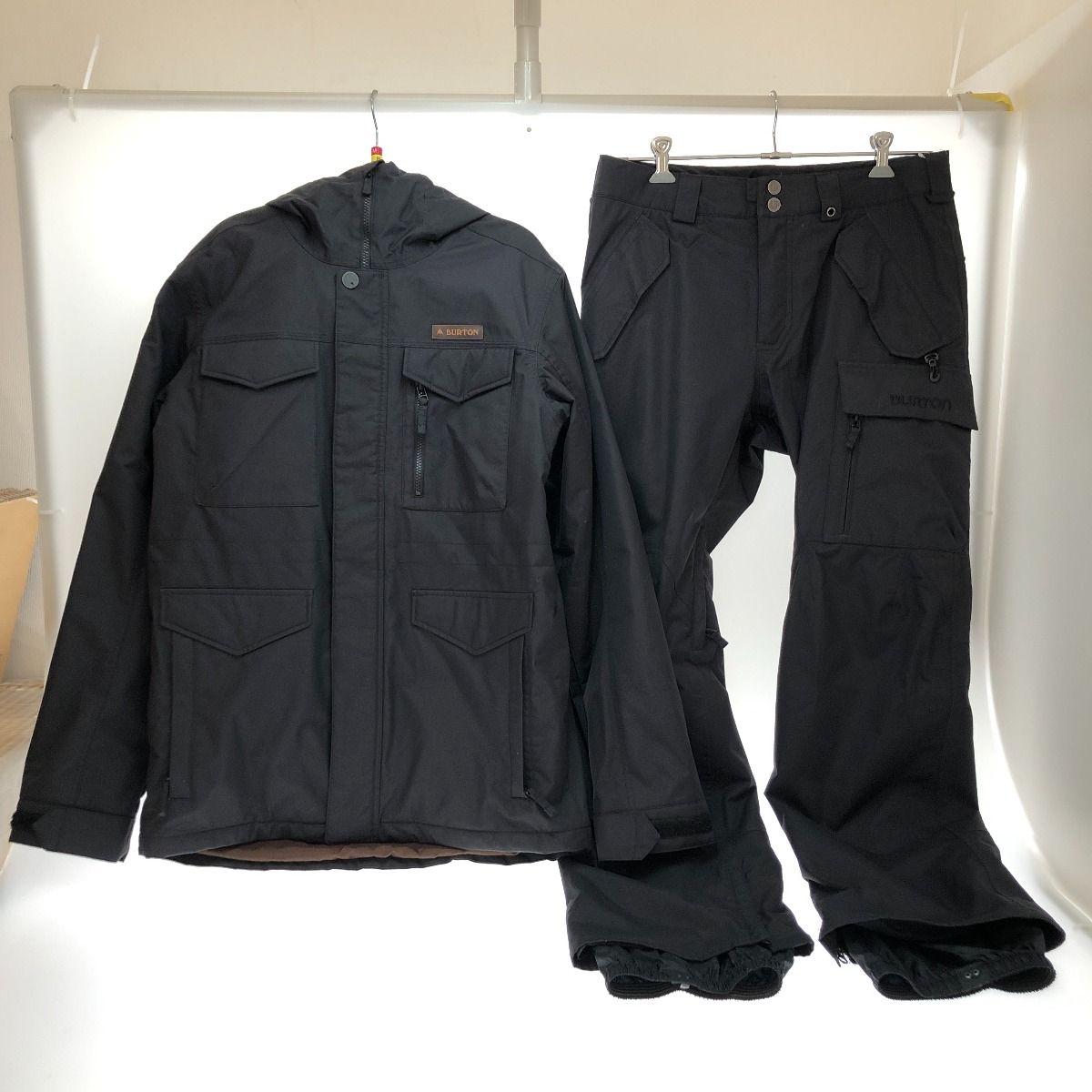□□BURTON バートン スノーボードウェア(上下セット) 上S 下Mサイズ