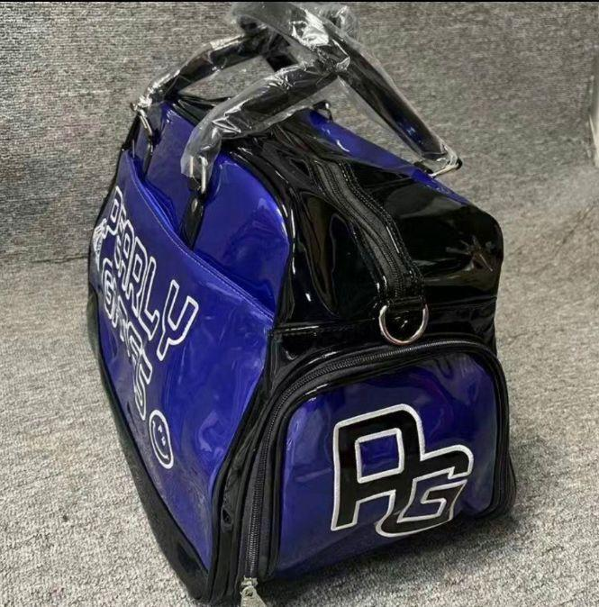 新品パーリーゲイツ ゴルフ衣類用ボストンバッグ エナメル ブルー