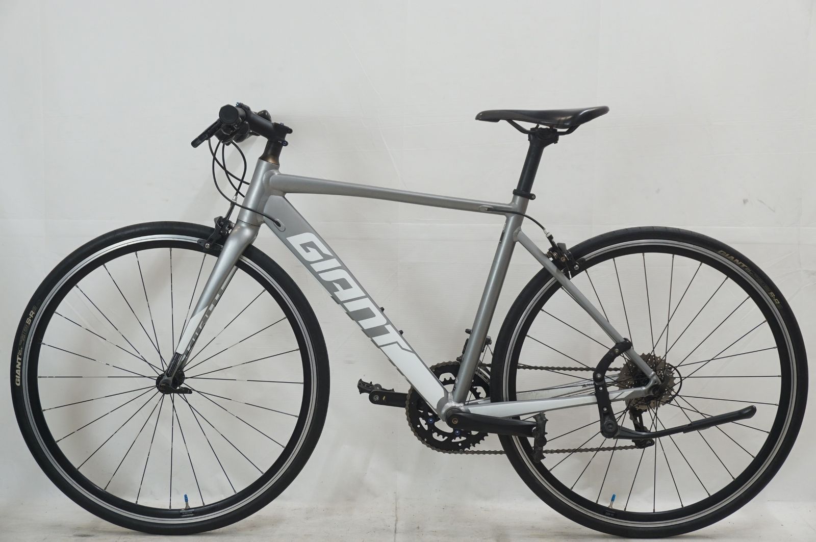 GIANT ジャイアント FORMA 2019年モデル クロスバイク | バイチャリ福岡店
