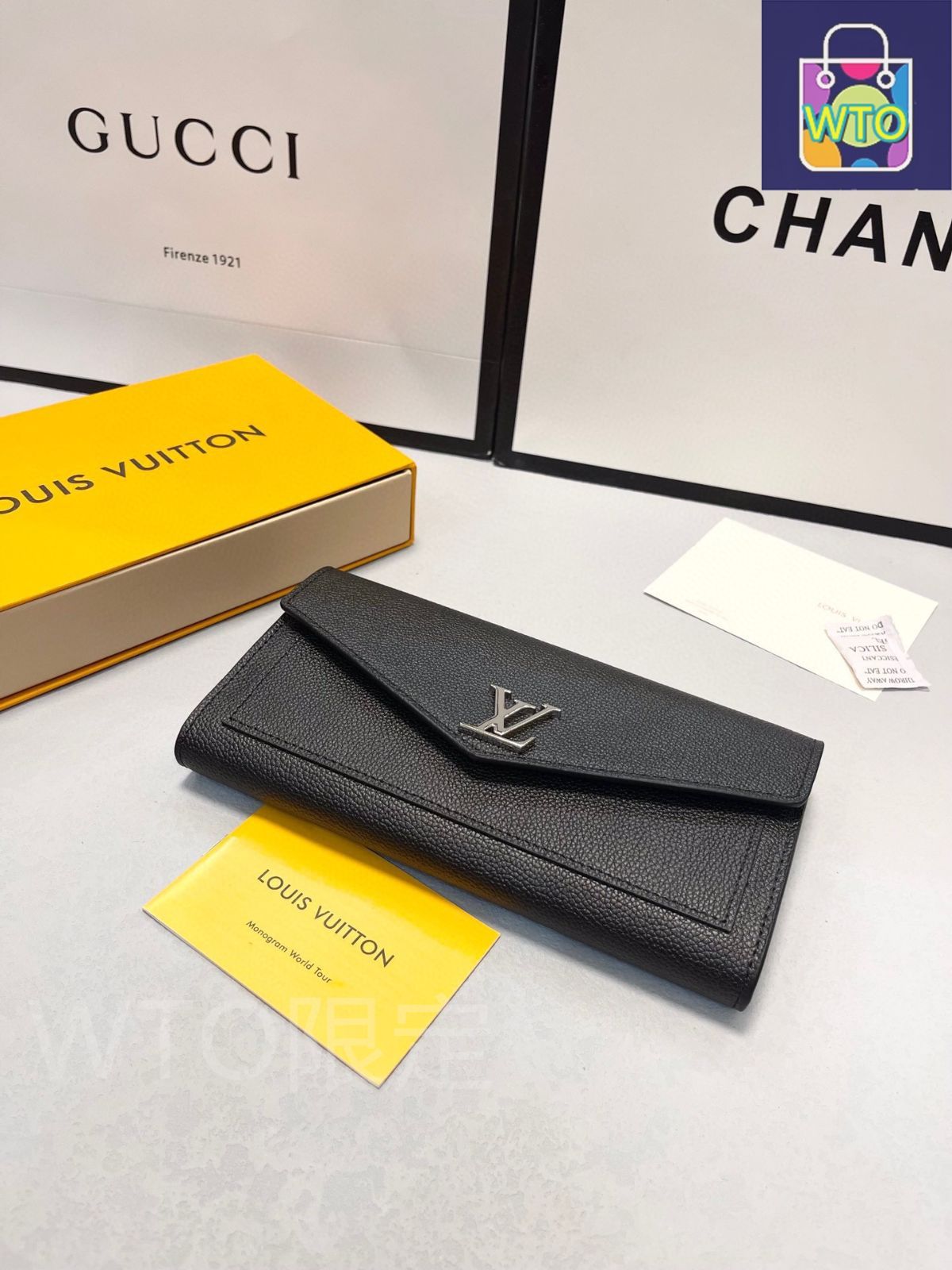  今日 Louis Vuitton ルイヴィトン マイロックミー シリーズ ウォレット 封筒型ファスナーと多層収納構造 財布 キッズファッション小物
