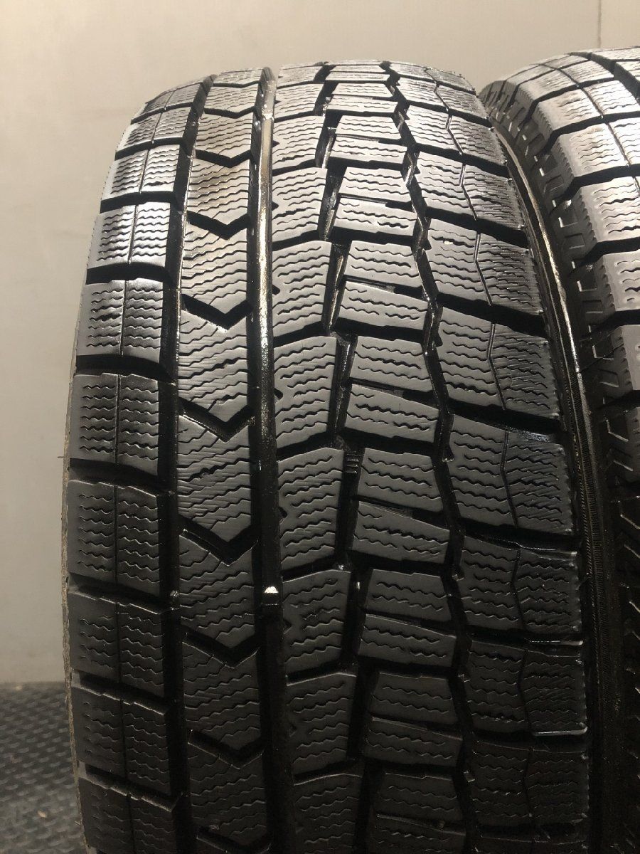 DUNLOP WINTER MAXX WM02 195/65R15 15インチ スタッドレス 4本 19年製 バリ溝 セレナ プリウス アイシス ノア等　(VTM985)