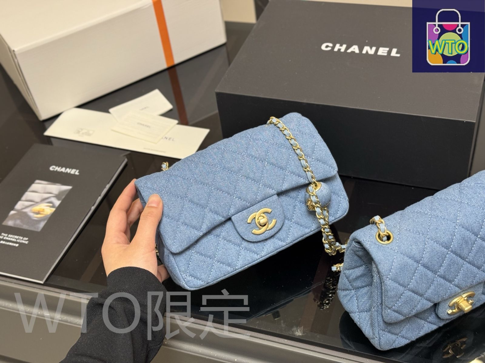 国内発送【CHANEL】フラップバッグ☆コレクション限定★デニム 今日特価】Chanel Denim Flap Bag with Gold Ball Chain
