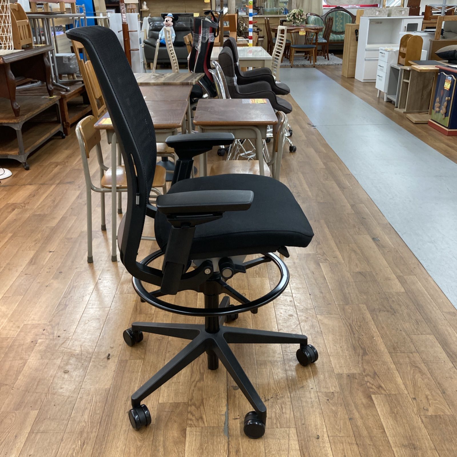 名古屋市近郊送料設置無料 S714 スティールケース steelcase p465 work 2 オフィスチェア 高さ111-135cm MARWIL-DEMENAGEMENTS_CH