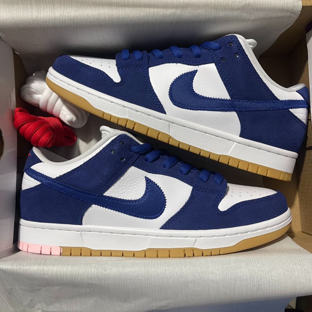 スニダンで購入可】8/15発売 Nike SB Dunk Low 