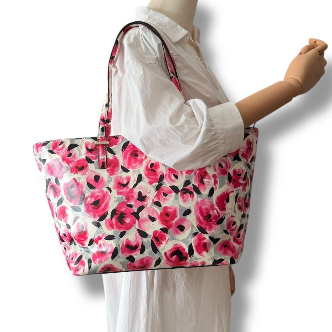 ケイトスペード 大容量 トートバッグ ハンドバッグ 総柄 肩掛け 鑑定済】kate spade ケイトスペード 花柄 トートバッグ 肩掛け