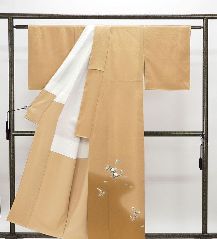 色留袖 未使用 正絹 加賀友禅 梶山伸作 身丈154.5cm 裄丈65.5cm 色留袖 中陰桔梗 一つ紋 未着用 美品 新古品 未使用品 着物 f4040 色留袖 未使用 正絹 加賀友禅 梶山伸作 身丈154.5cm 裄丈65.5cm 色留袖