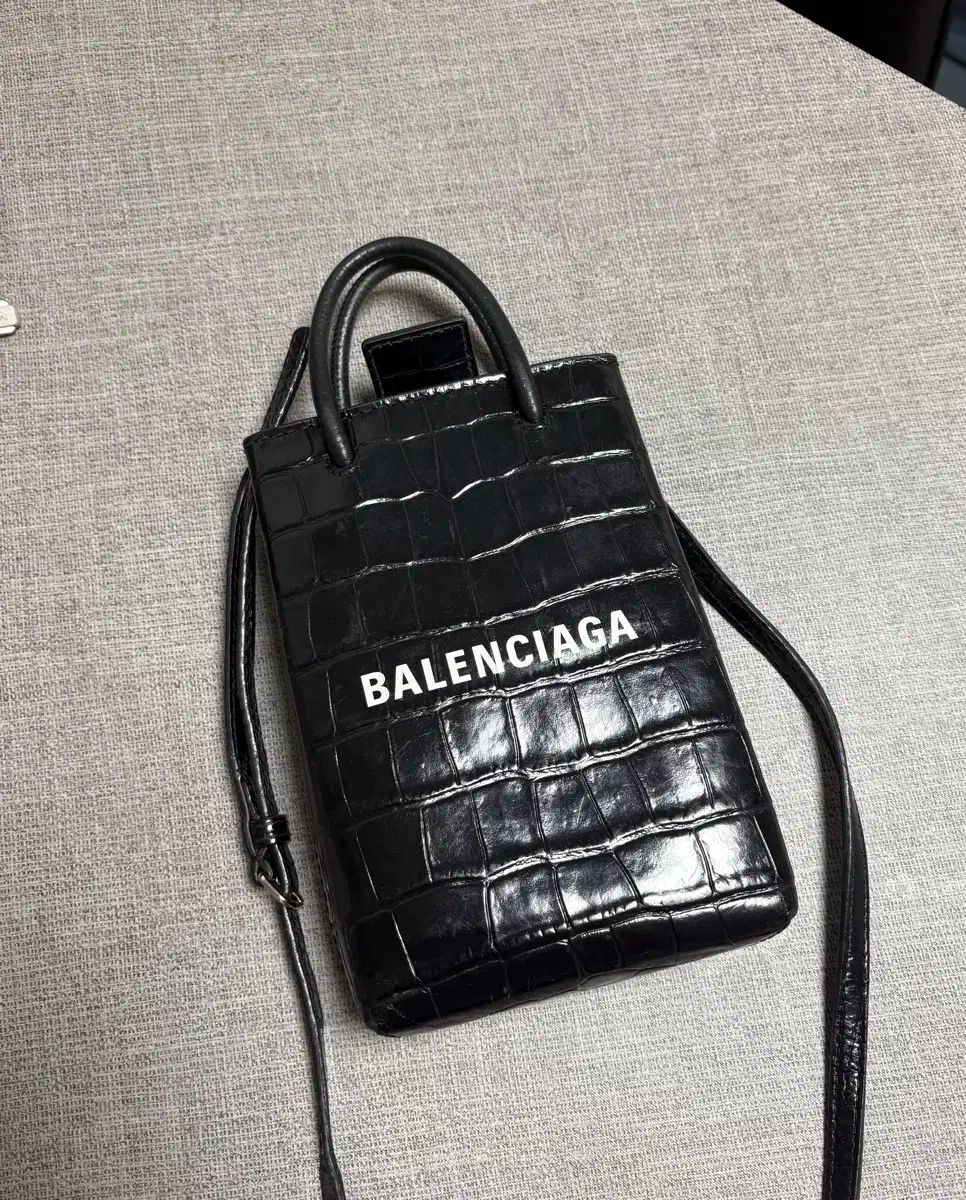 BALENCIAGA バレンシアガ CROCODILE クロコダイル エンボス加工 ミニ ショッピングバッグ 携帯 ホルダー ブラック
