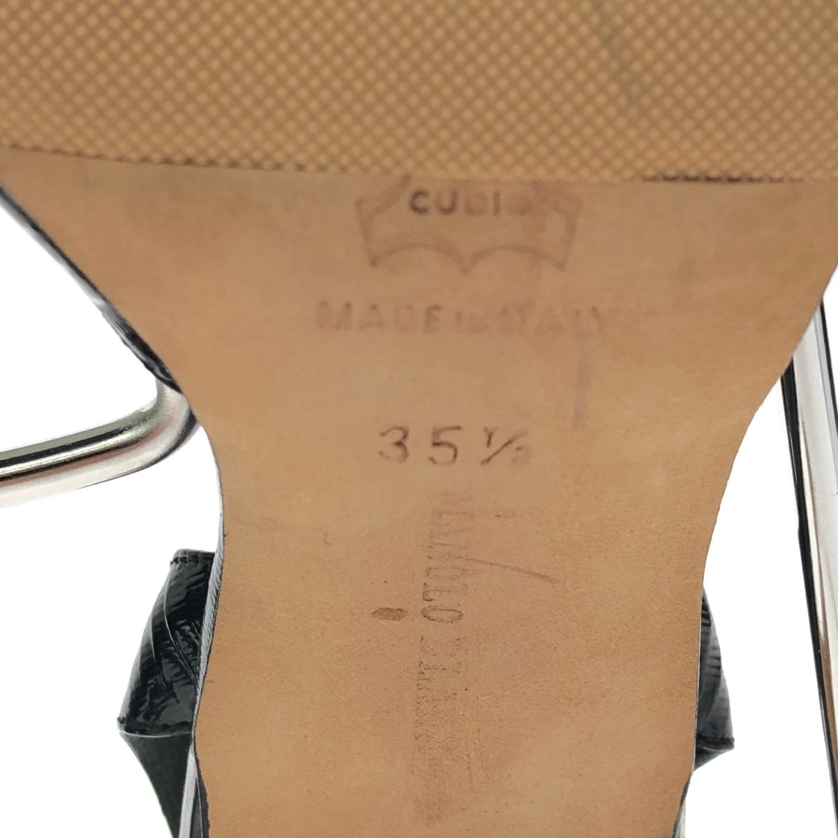 マノロブラニク　サイズ表記「36 1/2」23センチ　ブラック　バックストラップ マノロブラニク サイズ表記「36 1/2」23センチ ブラック バック