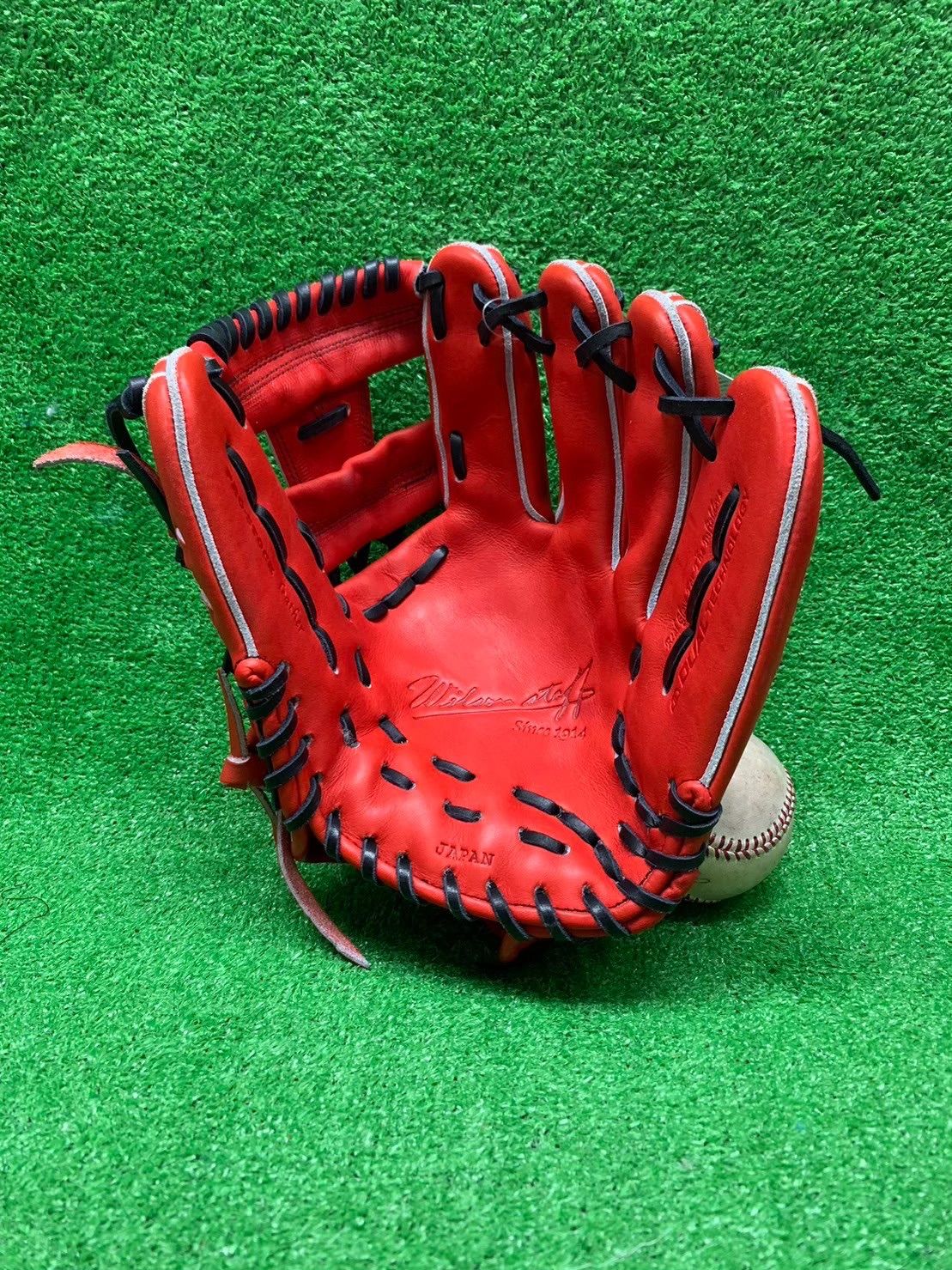 ウィルソン　硬式　内野手用　型付け済み