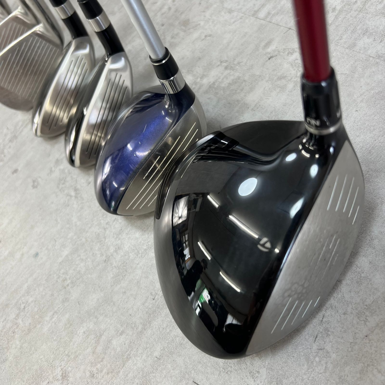 TaylorMade テーラーメイド adidas アディダス メンズゴルフ13本