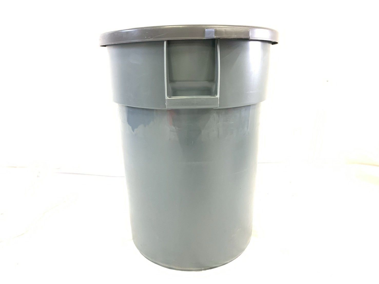 米軍放 ラバーメイド ゴミ箱 ダストボックス 166L トラッシュボックス BRUTE コンテナ 220 HI9DK 25 NEXPOTALLINN_EU