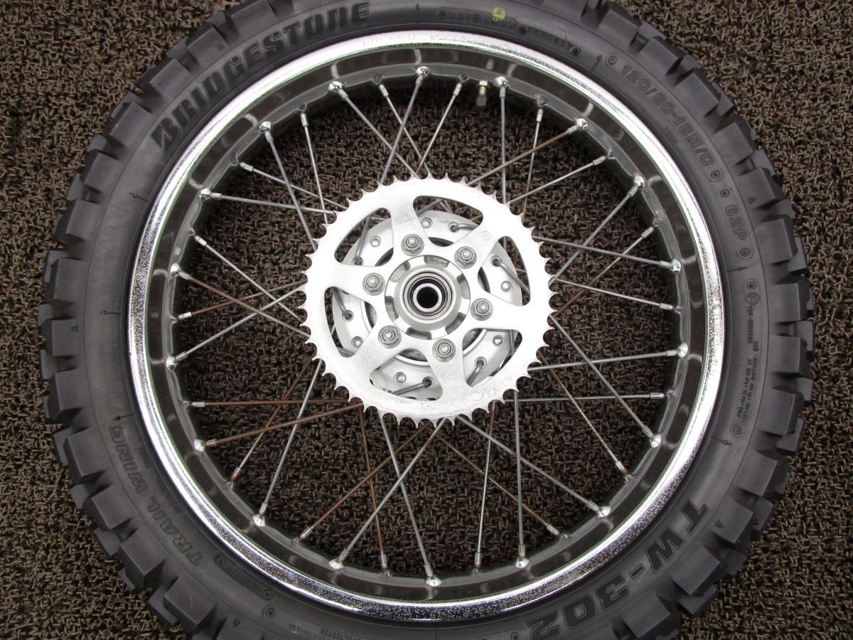 ブロンコ リアホイール ブレーキドラム スプロケット □A6860 5BT ヤマハ 5BT BRONCO キャブ車