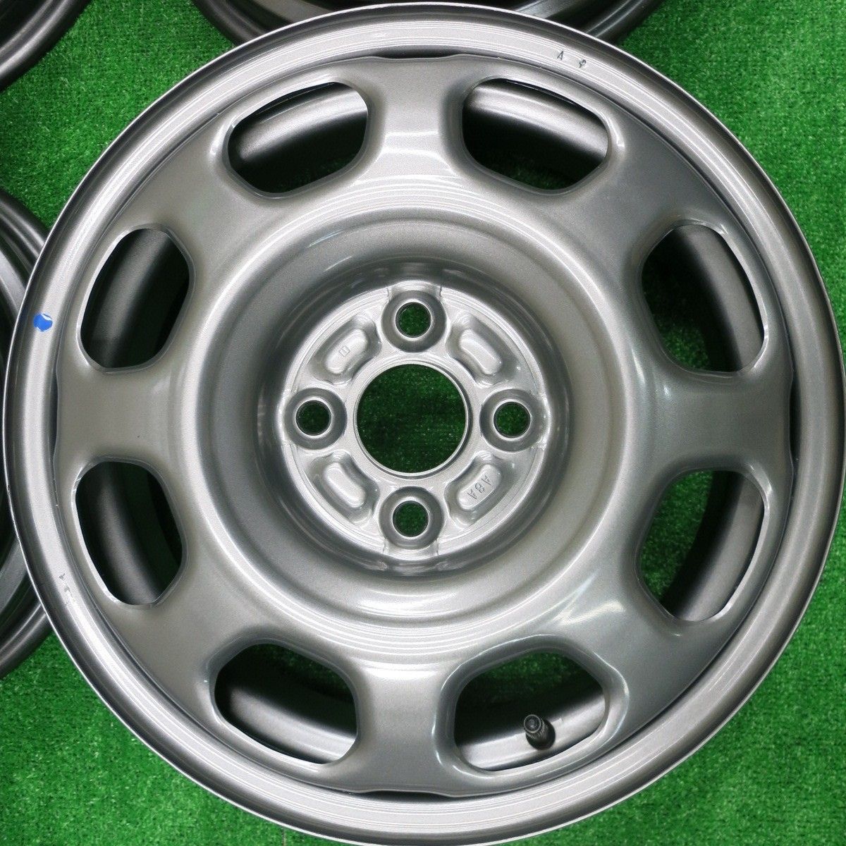 【新車外し】25年製　スズキ ハスラー 純正 ホイール タイヤ 4本セット 新車外し・スズキ ハスラー 純正スチールホイール タイヤ 4本セット