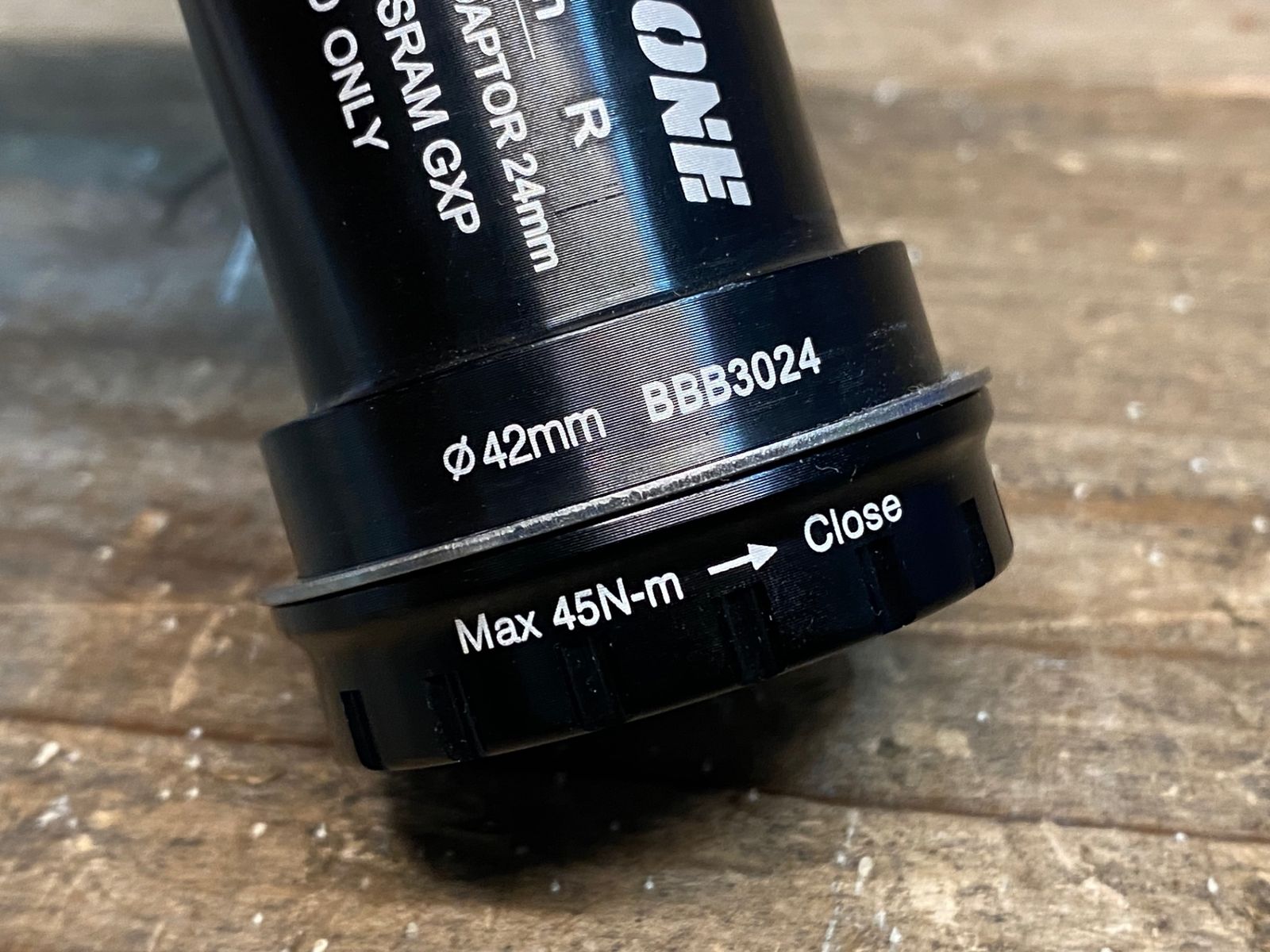 【未使用】WISHBONE BBB3024 ボトムブラケット WISHBONE | BOTTOM BRACKET | BB30 | BB3024