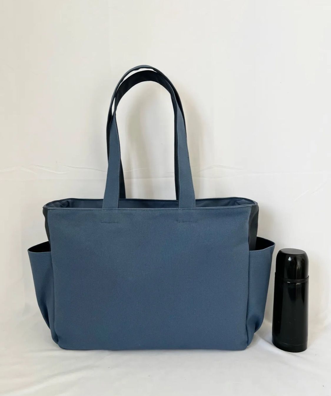 底板付き 肩掛けバッグ