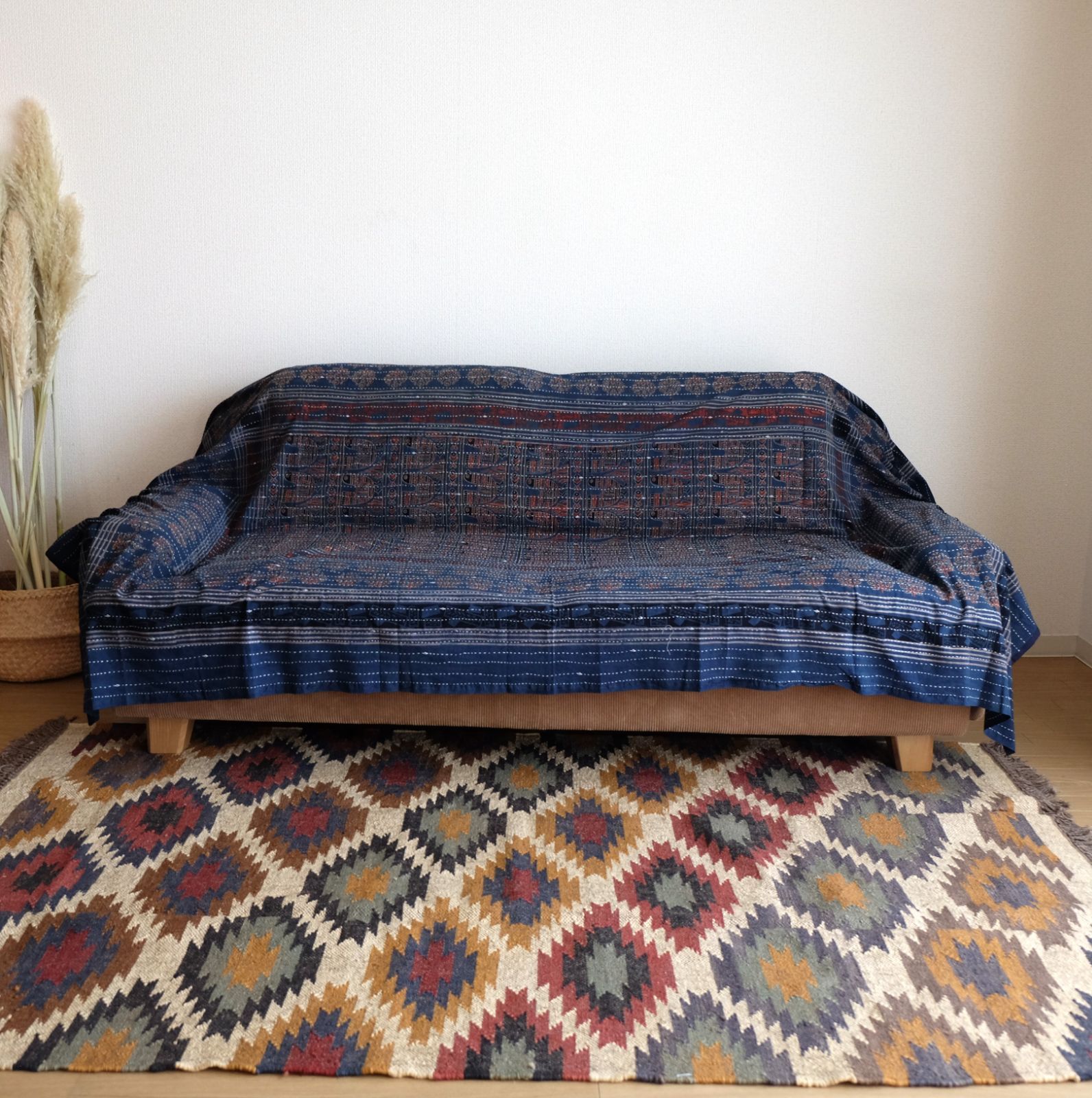 最大35％offセール。 マルチクロス 刺し子 約145×235cm インド綿 ブロックプリント アジュラック インディゴ×鳥