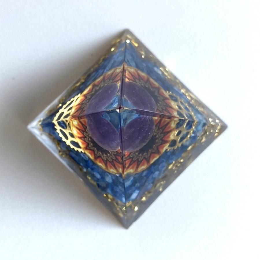 SHOPS】開運 オルゴナイト ピラミッド 健康 金運 アメジスト カイヤ