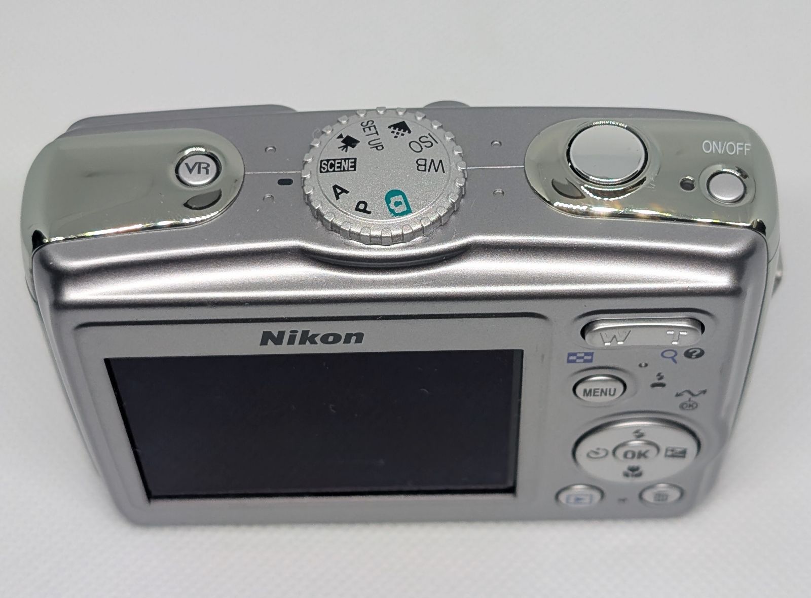 （ジャンク品） Nikon ニコン COOLPIX P4 VR デジタルカメラ Amazon.com : Nikon Coolpix P4 8.1MP Digital Camera with 3.5x