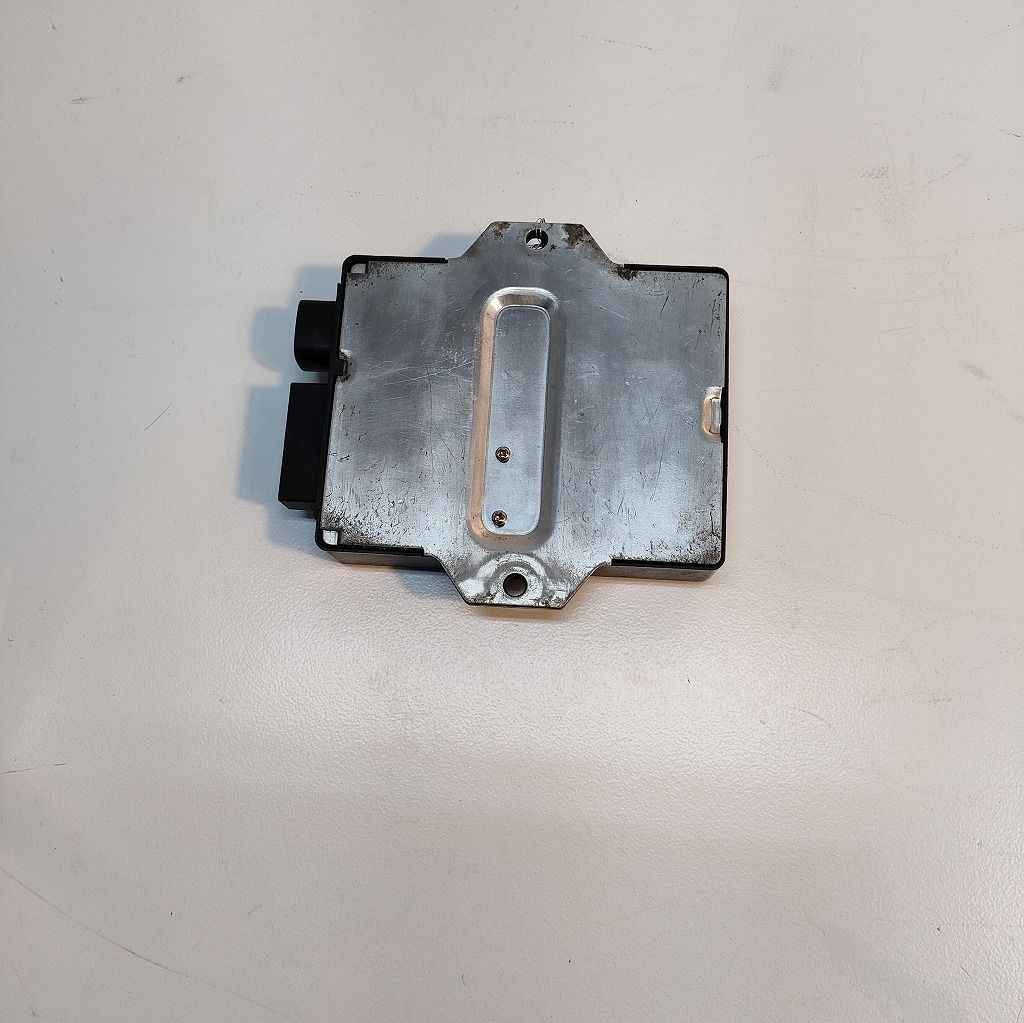 TZR250 CDIユニット 3XV-00 ヤマハ純正部品 初期不良は到着後1週間以内