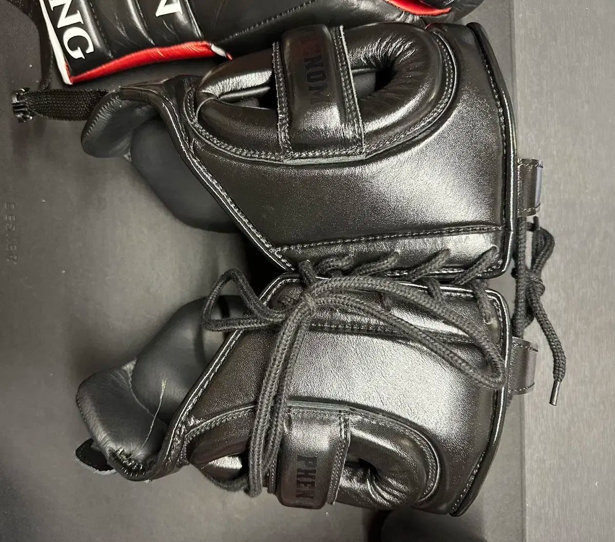 ウィニングヘッドギア&14オンス Winning ヘッドギア 黒/黄 Winning rsc