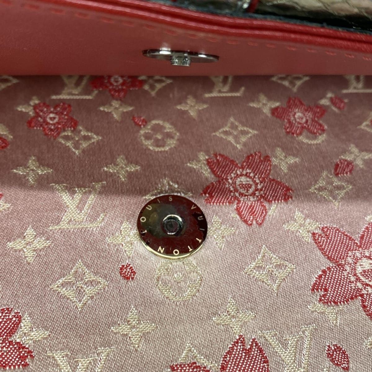 VUITTON ルイヴィトン