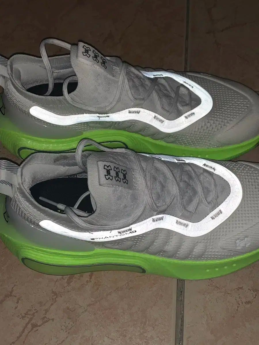 UNDER ARMOUR アンダーアーマー ランニングシューズ 250 OLIVEOS_COM_TR