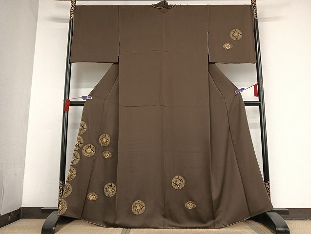 平和屋着物○黄金繭 訪問着 駒刺繍 花丸文 金糸 金彩 さが美扱い 正絹