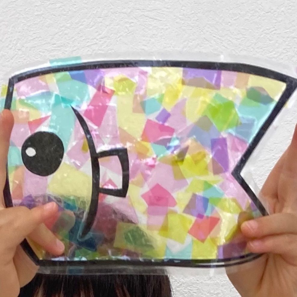 こどもの日に ステンドグラス こいのぼりのサンキャッチャーパネル