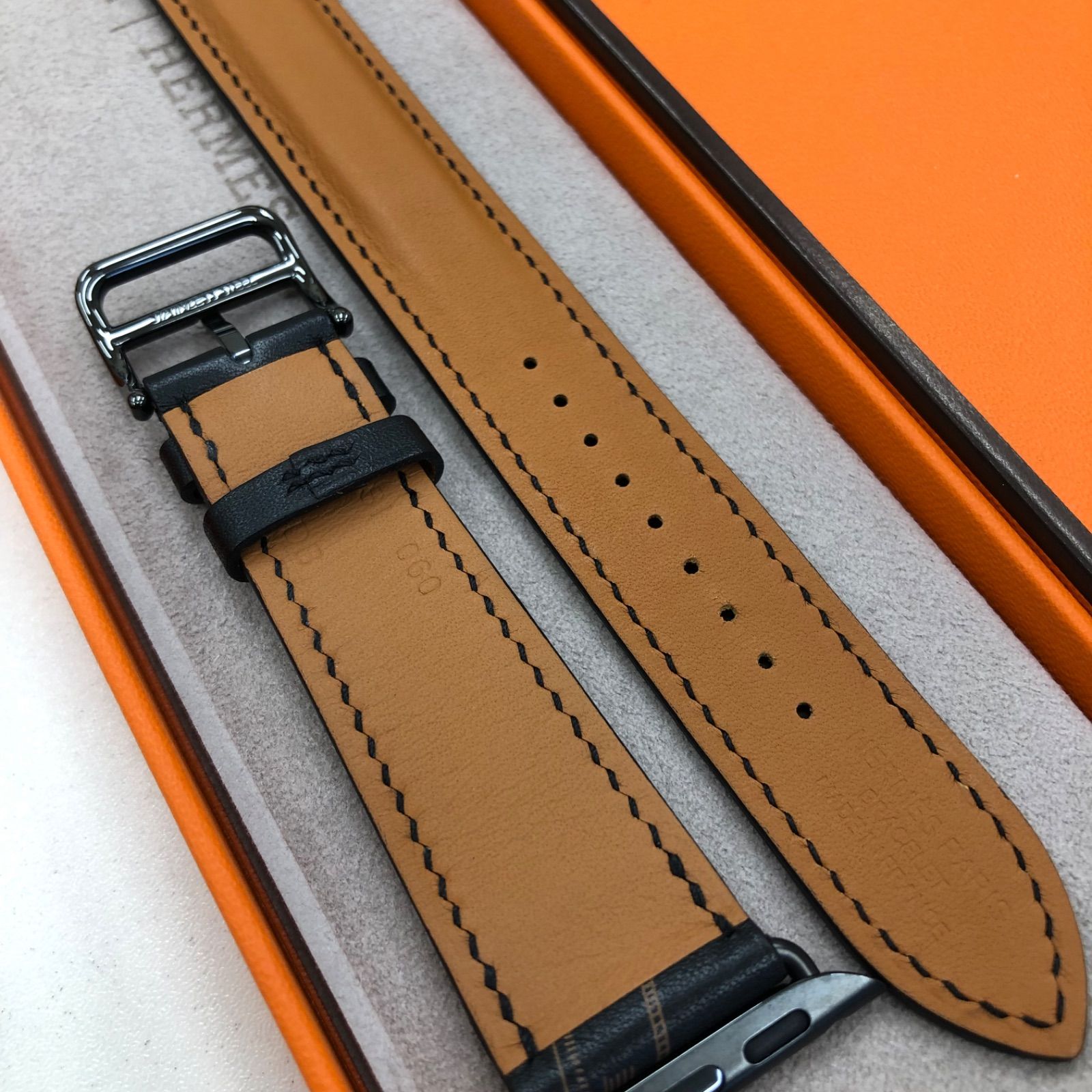 HERMES Apple Watch ドゥブルトゥール 黒