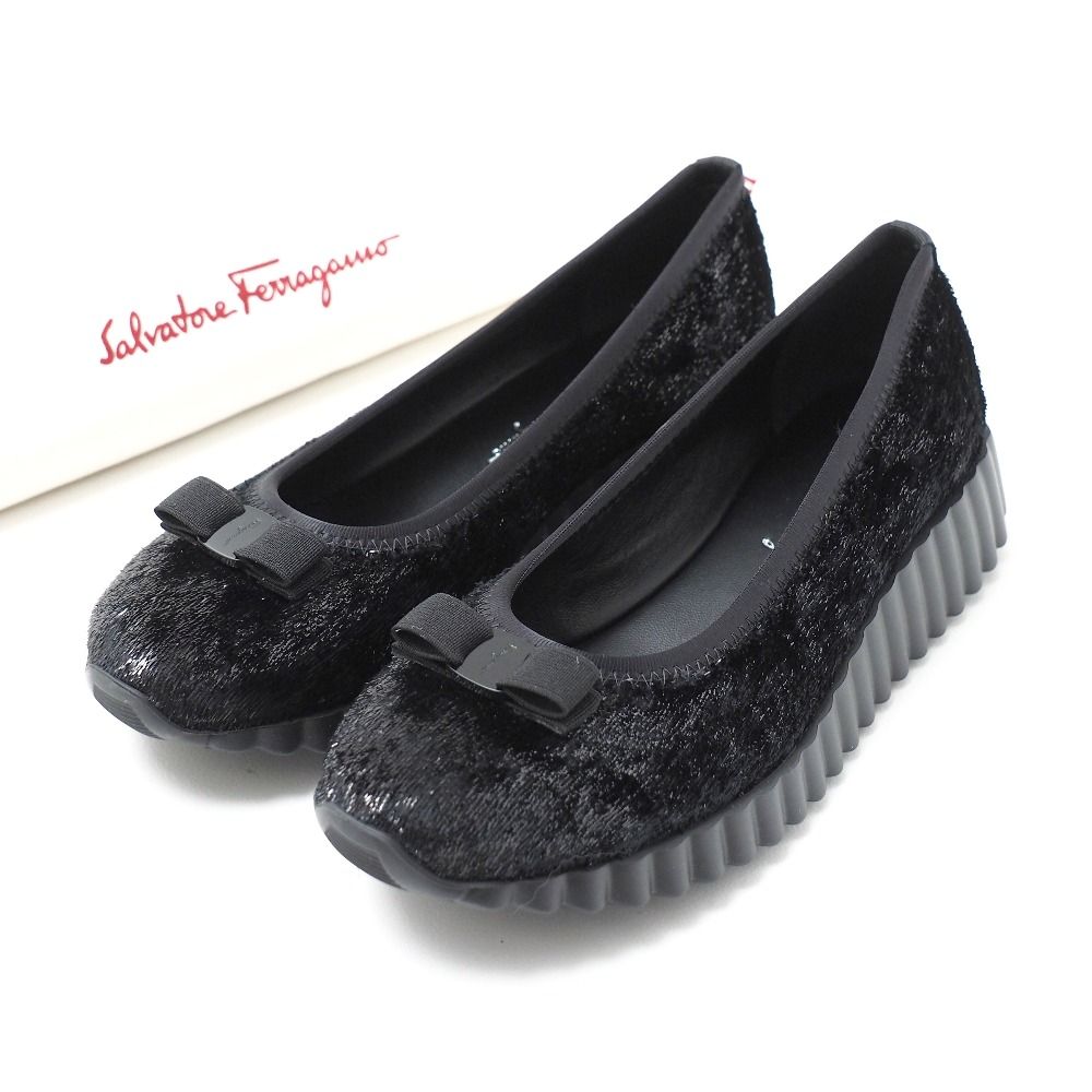 Salvatore Ferragamo サルヴァトーレフェラガモ DOLLY ドリー