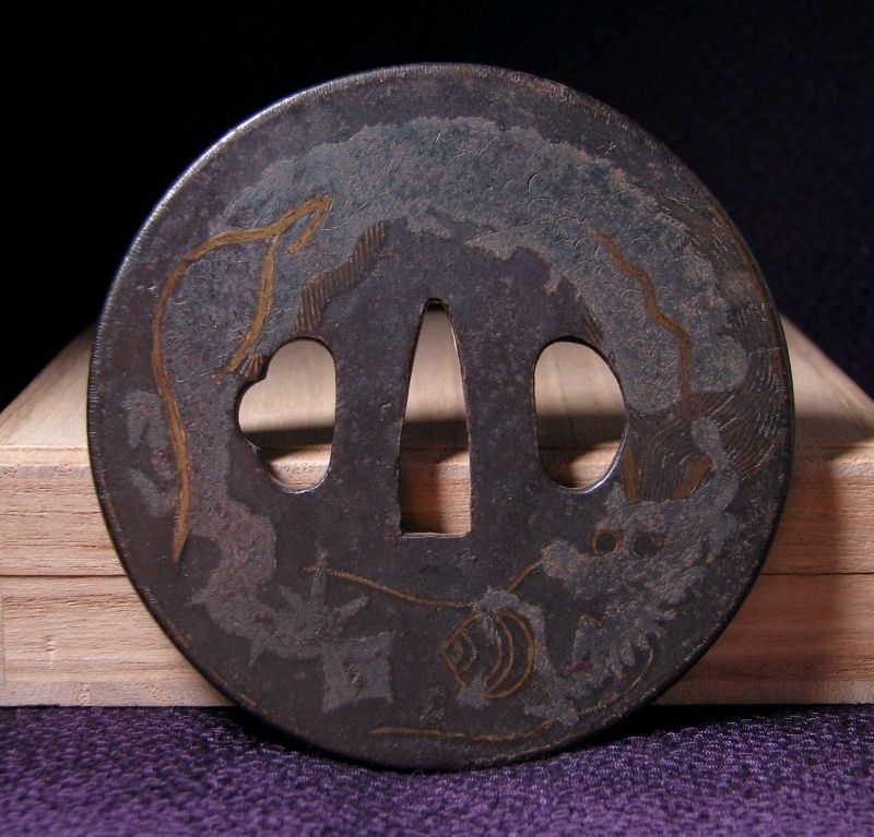 時代武具 鉄地鍔 雲龍宝珠の図 銀布目象嵌 桐箱付 江戸時代/鐔