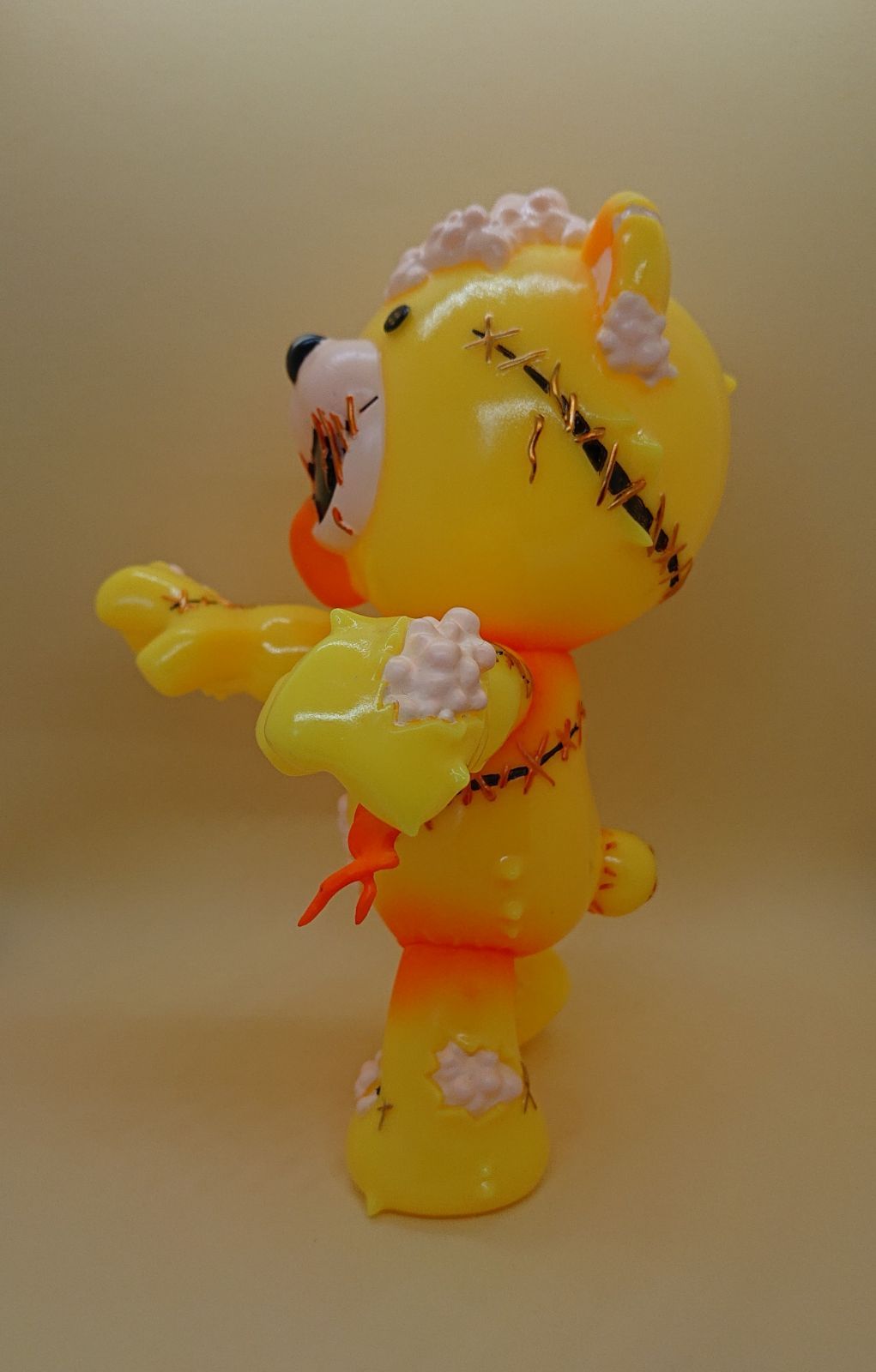 ゾンベアー ソフビフィギュア レモンオレンジver - メルカリ