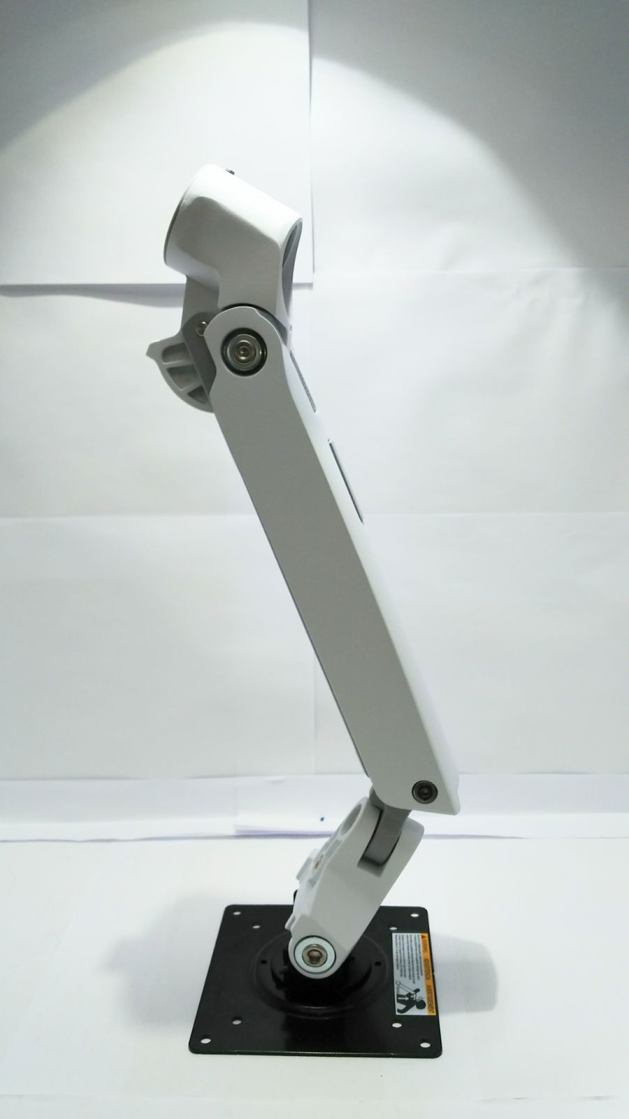 エルゴトロン】クランプ式 LXデスクマウントアーム/ホワイト/アーム