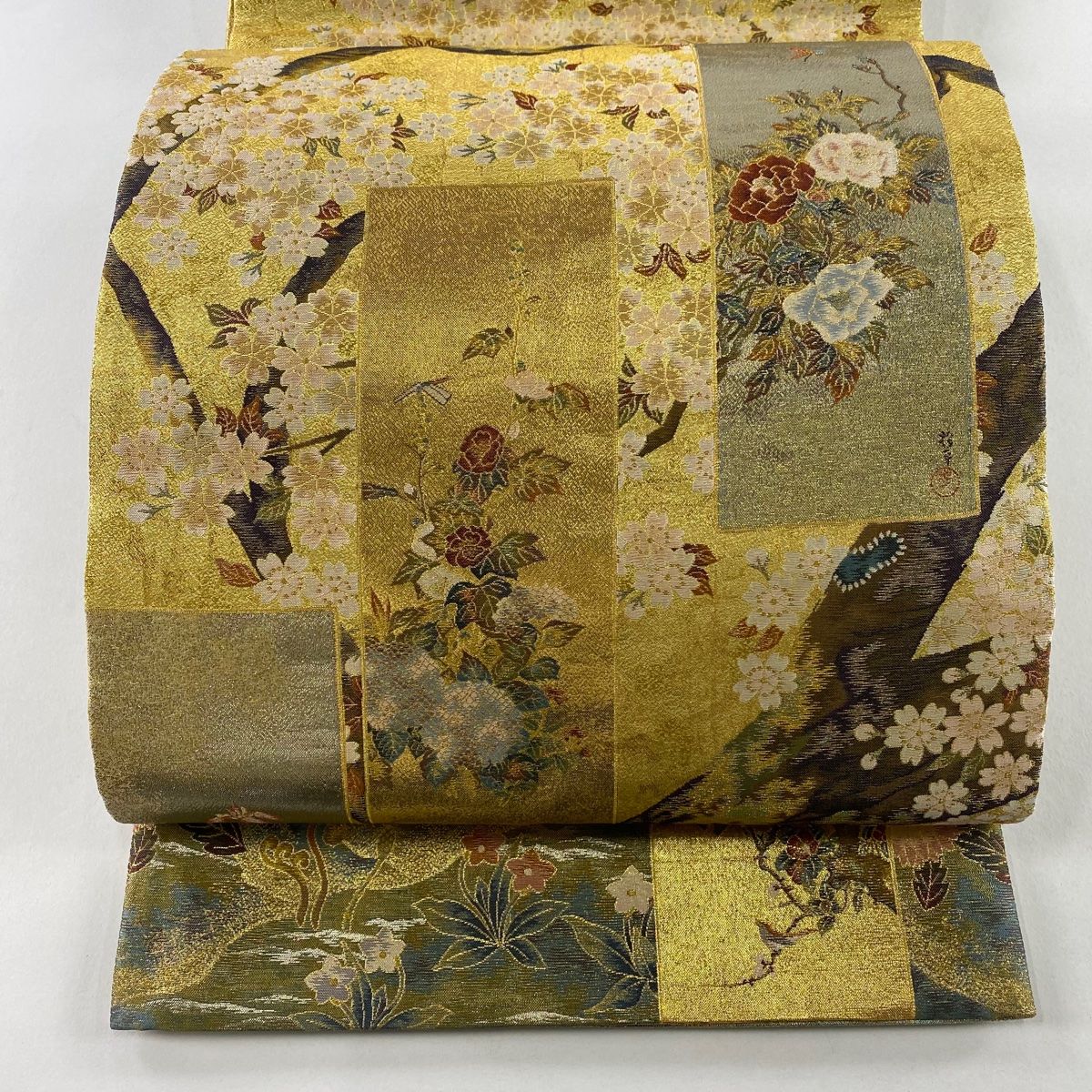 袋帯 名品 手先ニ通り 桜 紅葉 箔 金色 全通 正絹