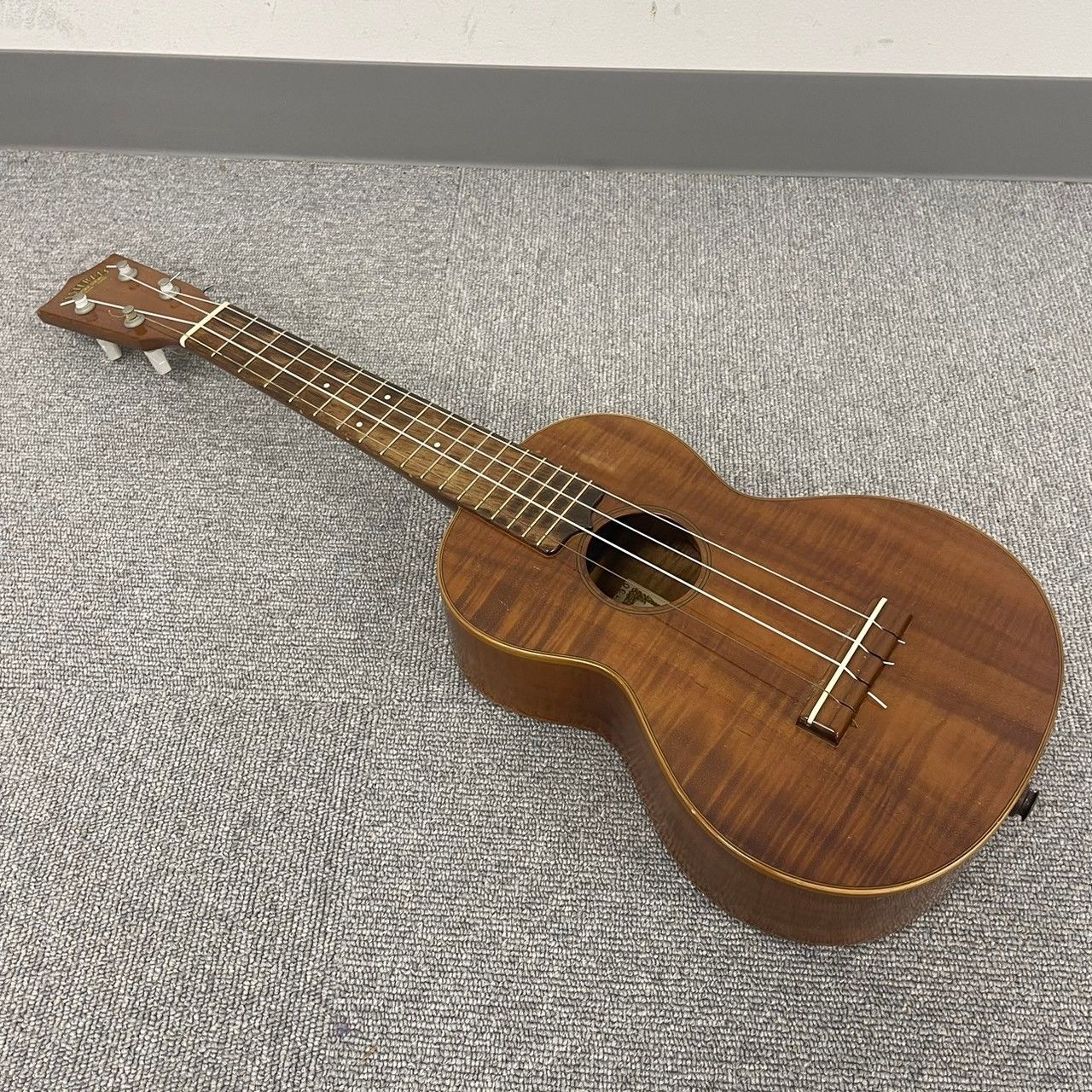 V105-CH12-589 ASTURIAS アストリアス Concert Koa コンサート コア ウクレレ 弦楽器 ハワイアン楽器 全長約59cm