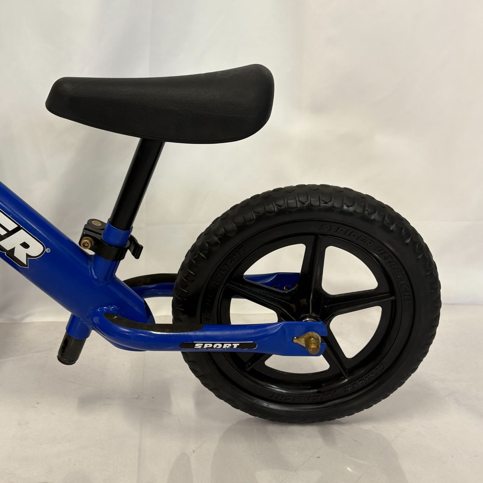 菊ちゃん】ストライダー STRIDER 12 スポーツモデル ブルー 青 人気