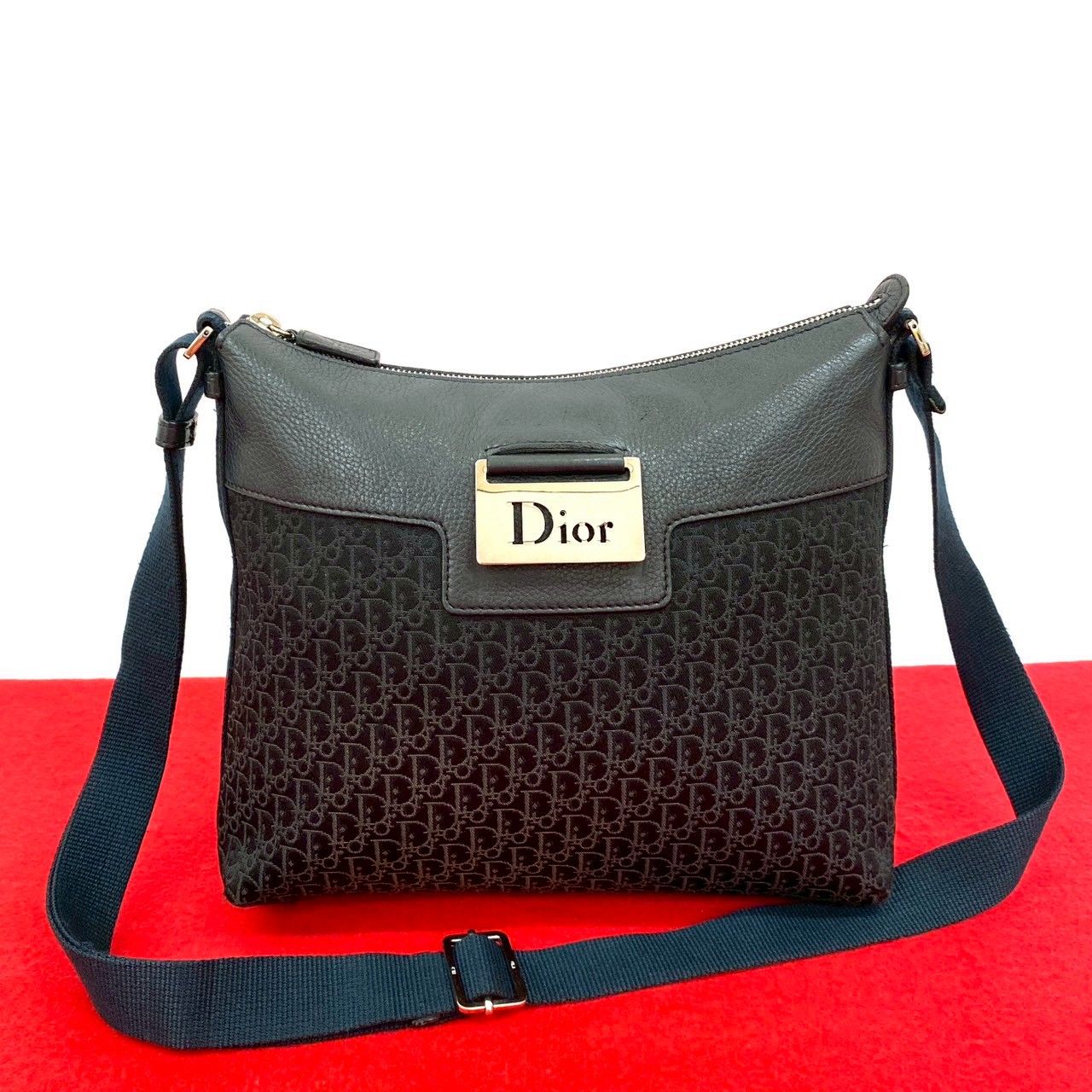 極 美品 Christian Dior クリスチャンディオール ロゴ 金具
