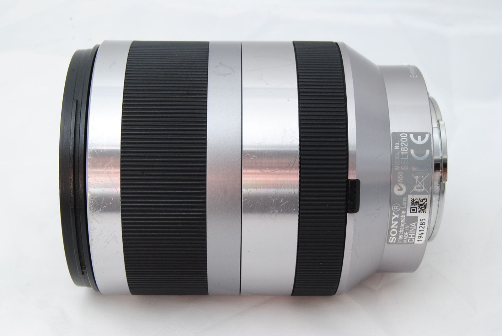 良品 ☆ ソニー E18-200mm F3.5-6.3 OSS SEL18200 E18-200mm F3 良品 ☆ ソニー E18-200mm F3.5-6.3 OSS SEL18200 E18-200mm F3