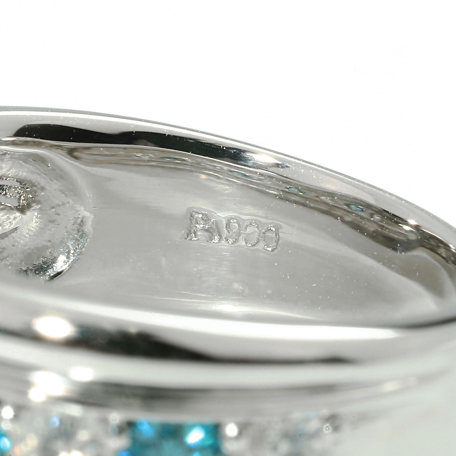 ダイヤモンド 0.59ct ブルーダイヤモンド 0.43ct プラチナ Pt900 