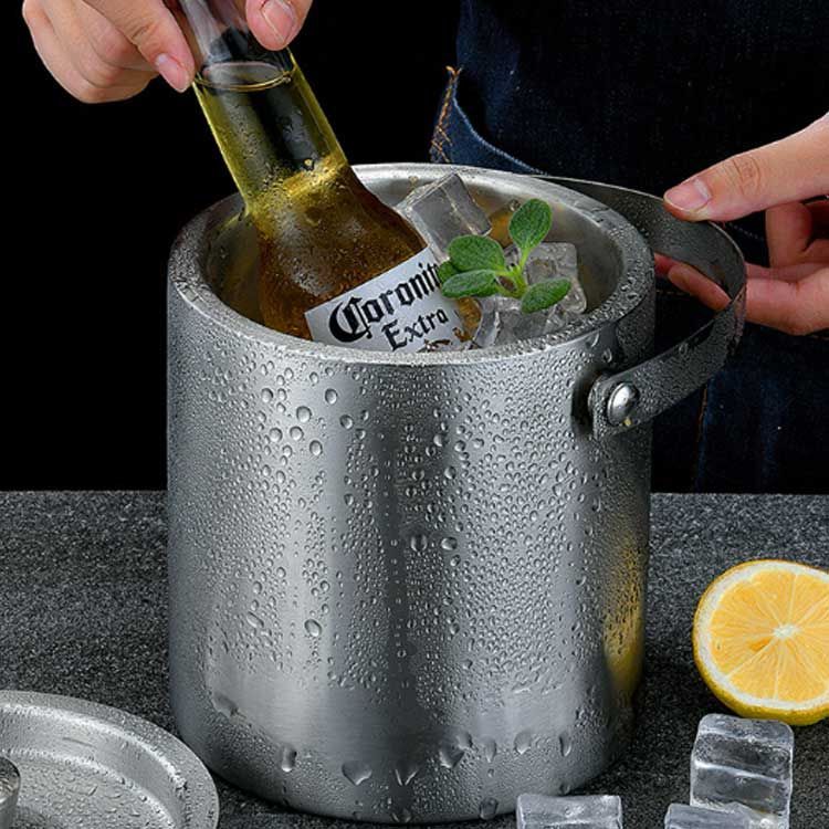 Amazon | アイスペール ワイン シャンパン クーラー ステンレスシャンパン バケツ 氷入れ 大容量 ビール 取っ手付き アイスバケット  持ち運び 携帯用アイスバケツステンレス パーティー (A,2L) (B,5L) | DUOYU154 | クーラー アイスバケットアイスバケットアイスバケットシャンパンバケットステンレススチールラージアイスバケットワインビールシャンパンクーラーハン