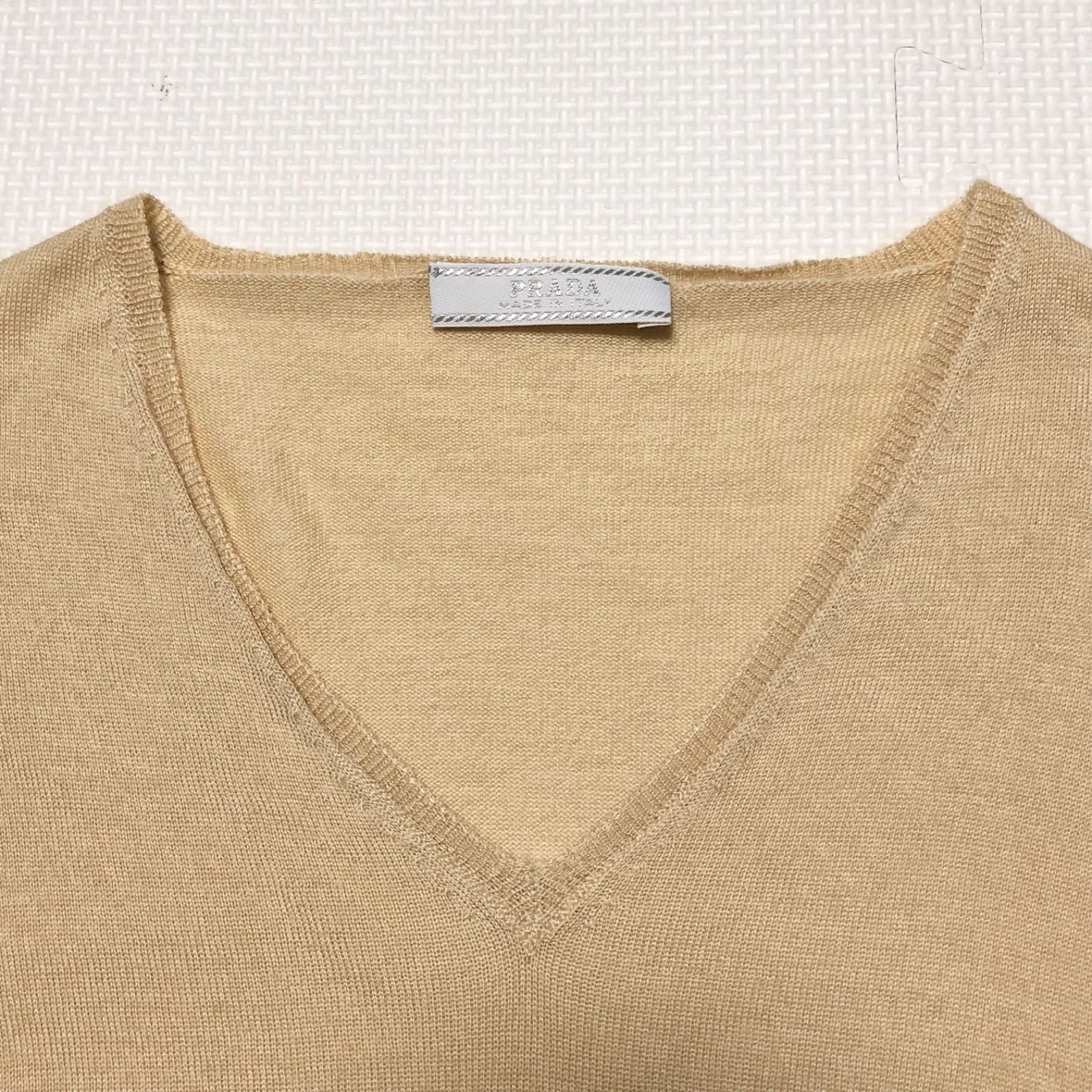 □良品□希少シルク混カシミヤ□PRADA プラダ Vネックニット